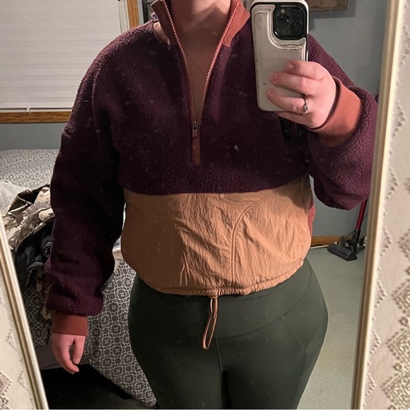 Fabletics pullover cropped - Picture 4 of 6